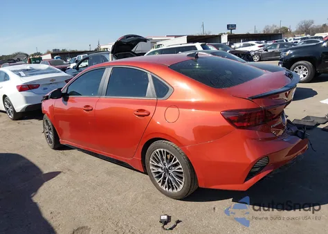 2022 Kia Forte Gt-Line z USA, uszkodzony, nr VIN 3KPF54AD7NE451882